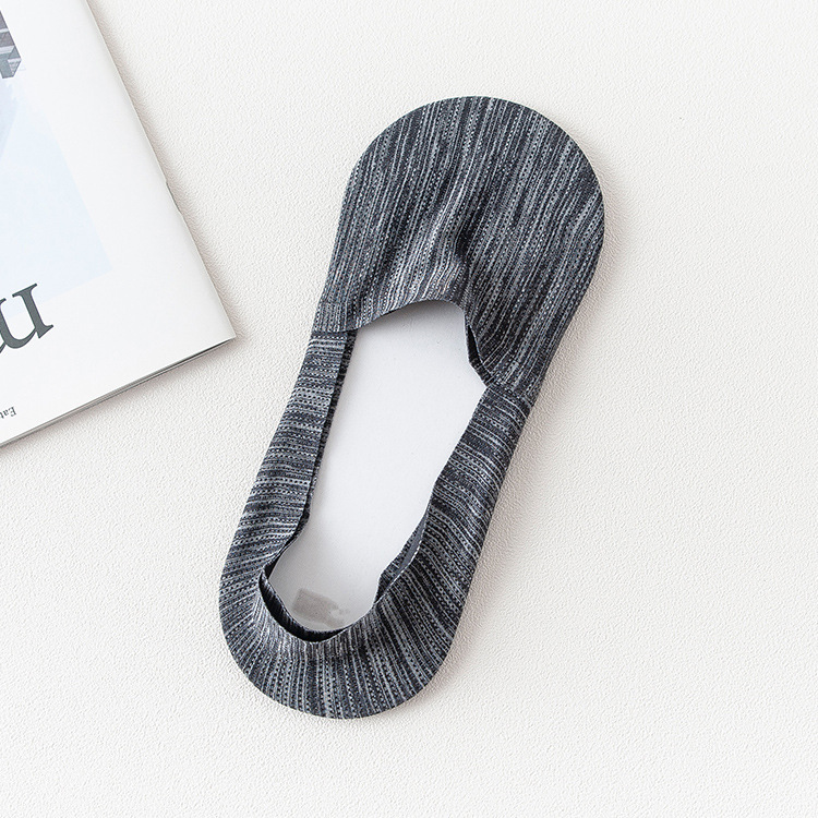 Male Sports Socks Invisible Socks Wholesale Casual Men Gradient Ice Silk Slip Male Sports Socks
